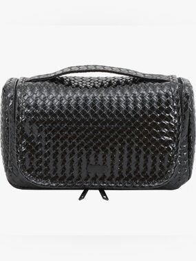 MYTAGALONGS. | black quilted toiletry bag